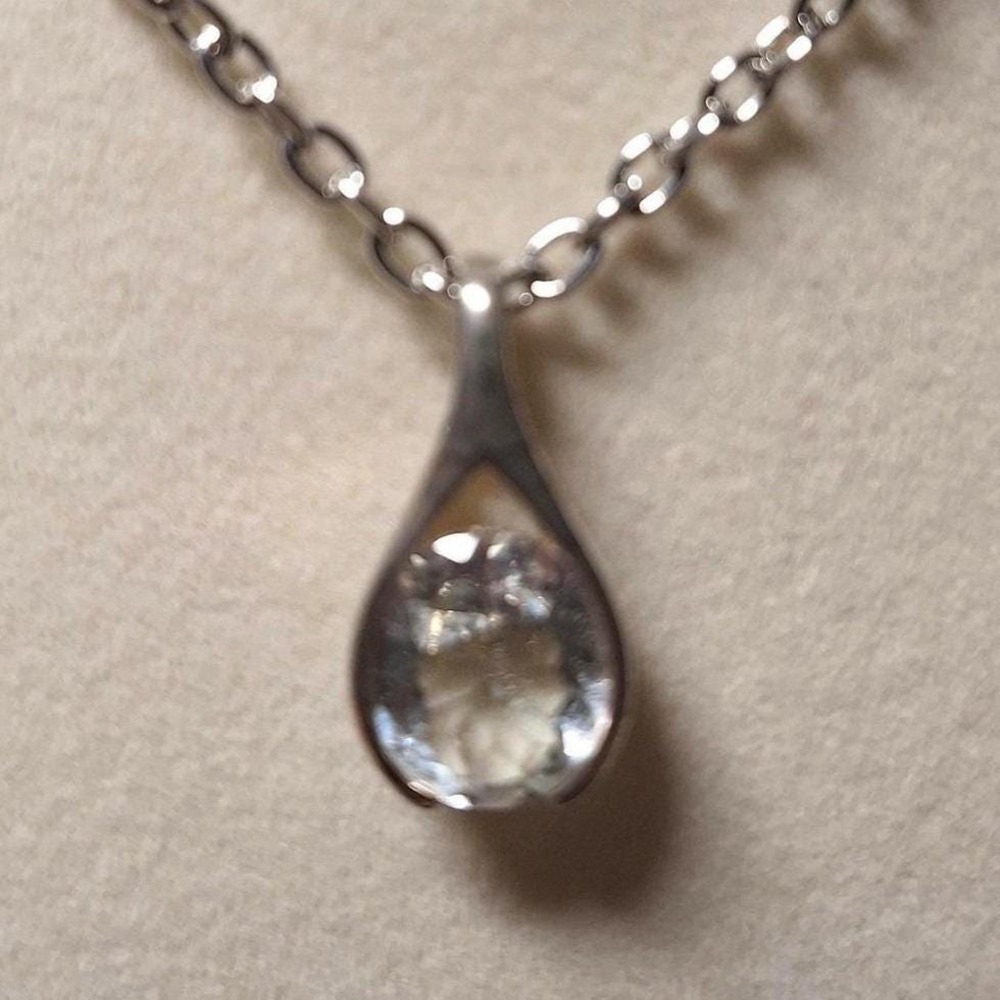 White topaz pendant round cut sterling silver stainless steel chain included